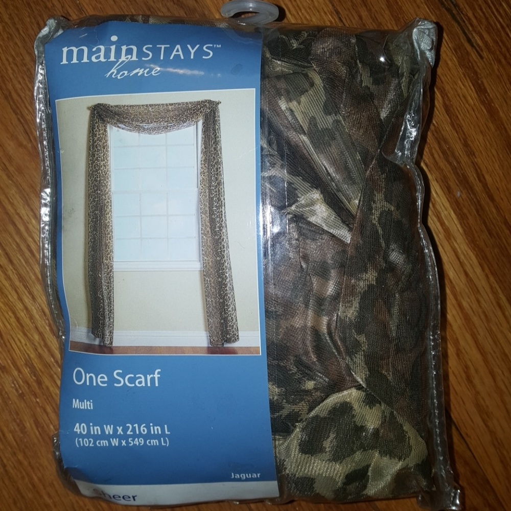 Sheer window drape
